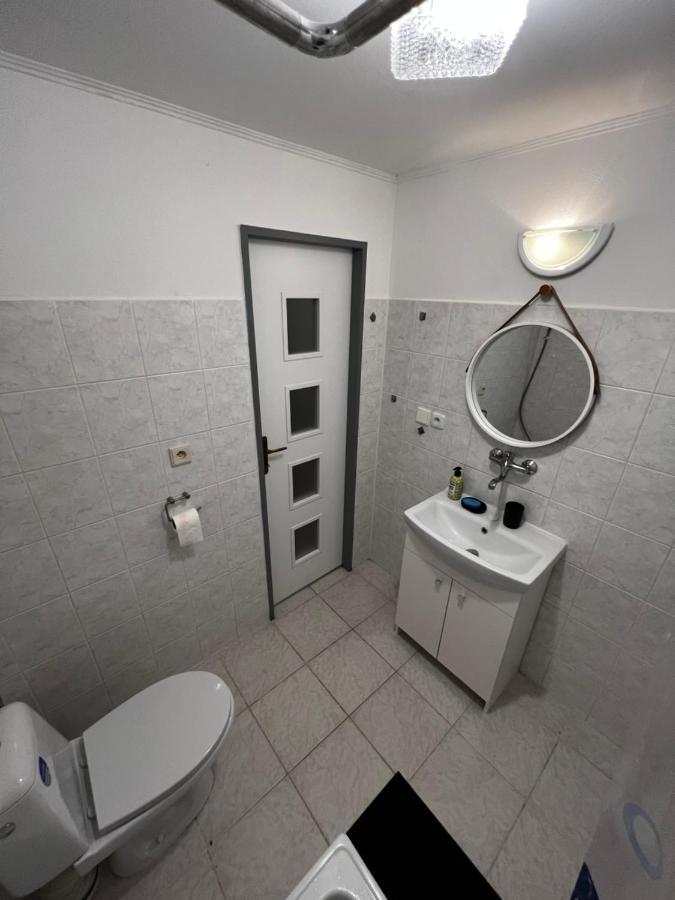 Mlynsky Ostrov Apartment 2 Zdice Exterior foto