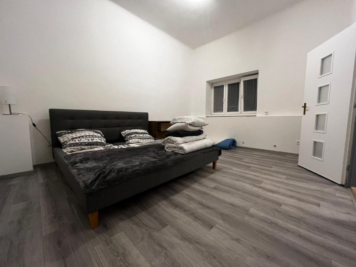 Mlynsky Ostrov Apartment 2 Zdice Exterior foto